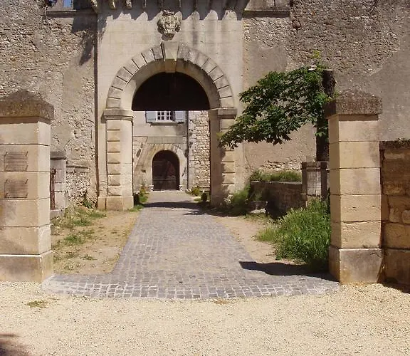 Chateau De La Bastide